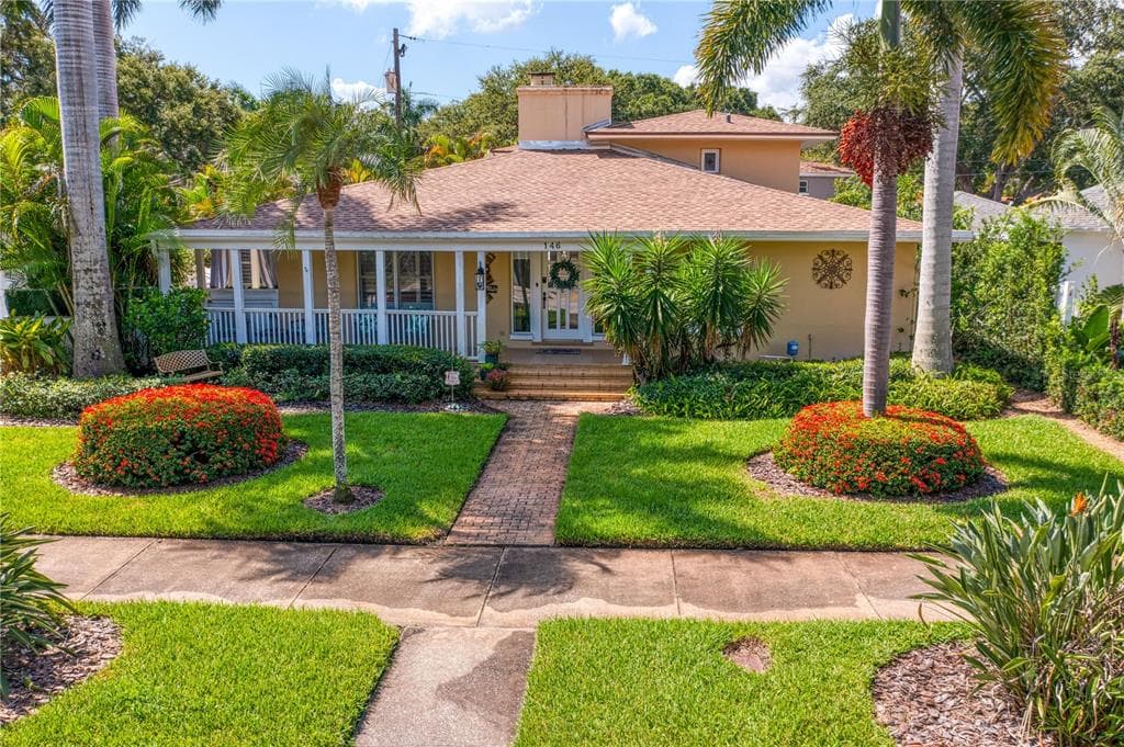 146 26TH AVENUE NE ST PETERSBURG, FL 33704