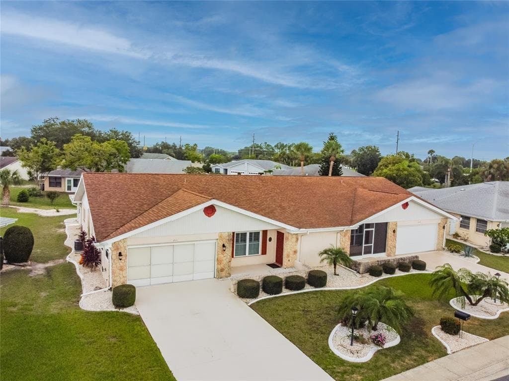 811 BLUEWATER DRIVE SUN CITY CENTER, FL 33573