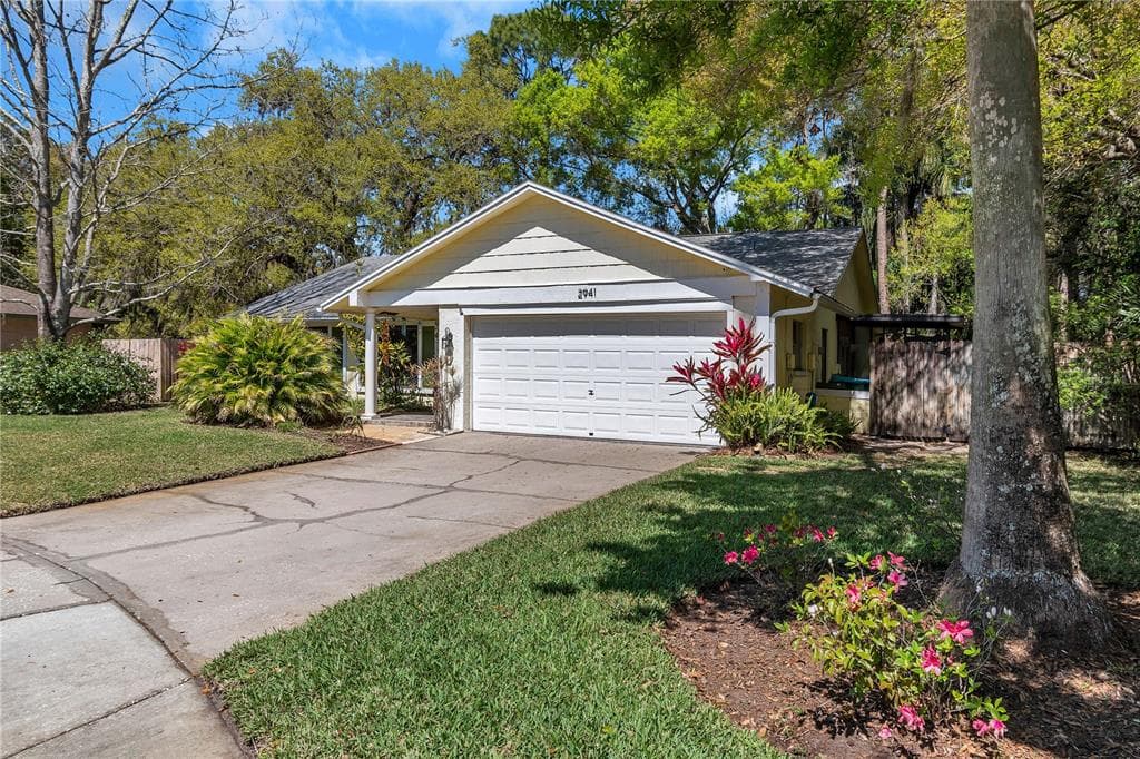 2941 WYCOMBE WAY PALM HARBOR, FL 34685