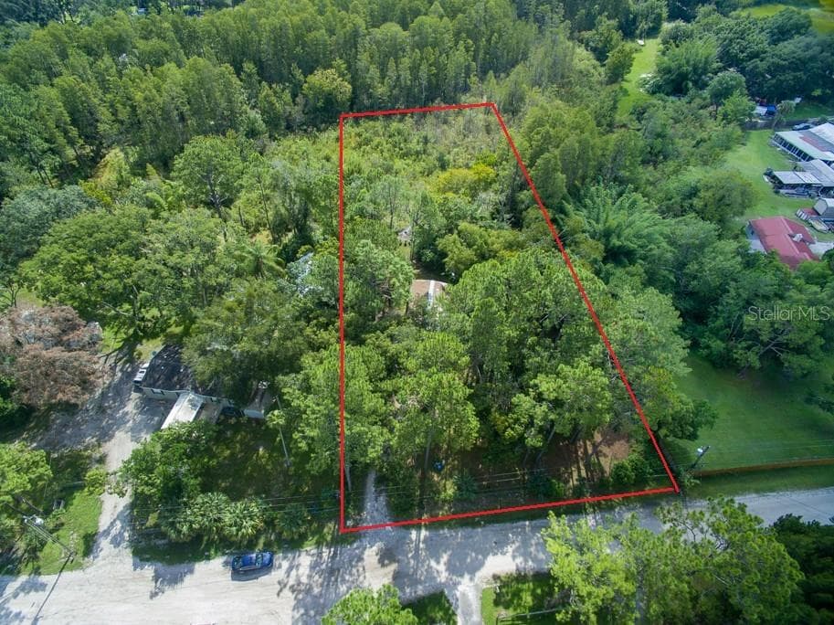 7408 TOM DRIVE LAND O LAKES, FL 34638