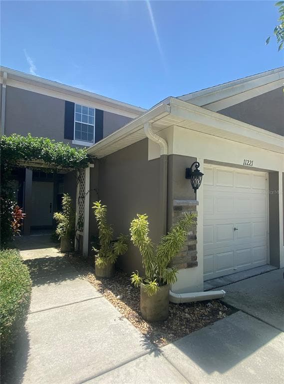11221 WINDSOR PLACE CIRCLE TAMPA, FL 33626