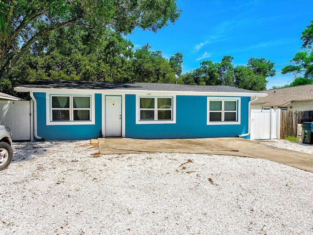 724 2ND AVENUE NE LARGO, FL 33770