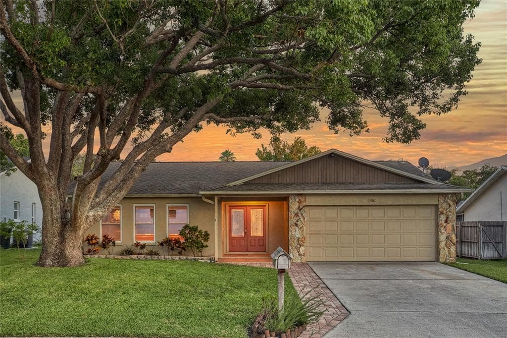 1501 SEASPRAY LANE DUNEDIN, FL 34698