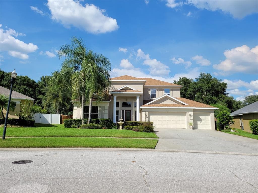 4706 RED WARBLER LANE VALRICO, FL 33596