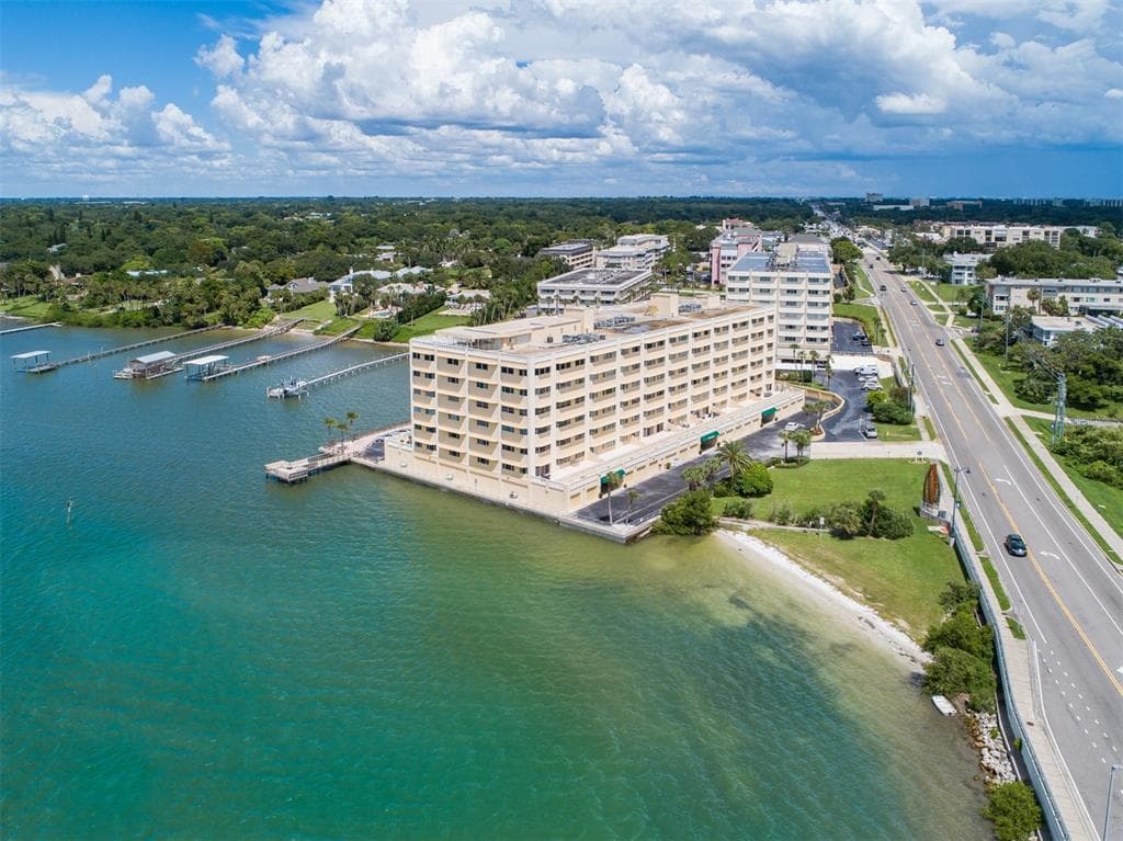 100 BLUFF VIEW DRIVE UNIT 117C
