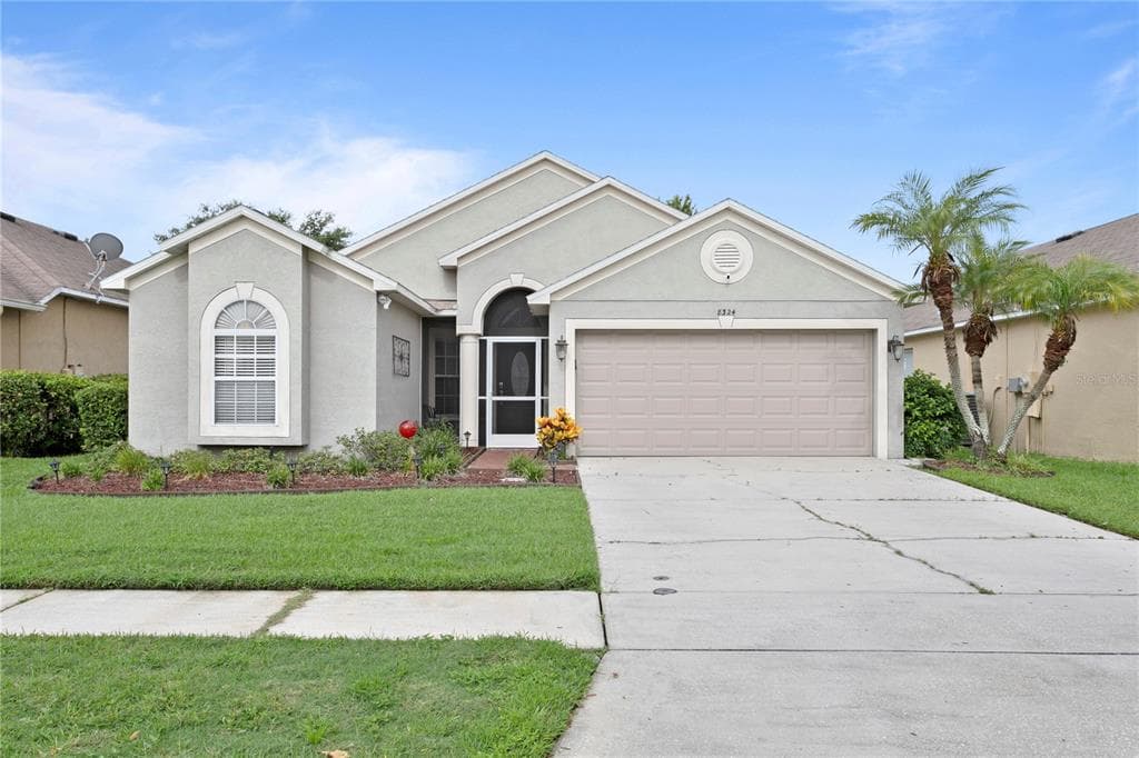 8324 CANTERBURY LAKE BOULEVARD TAMPA, FL 33619