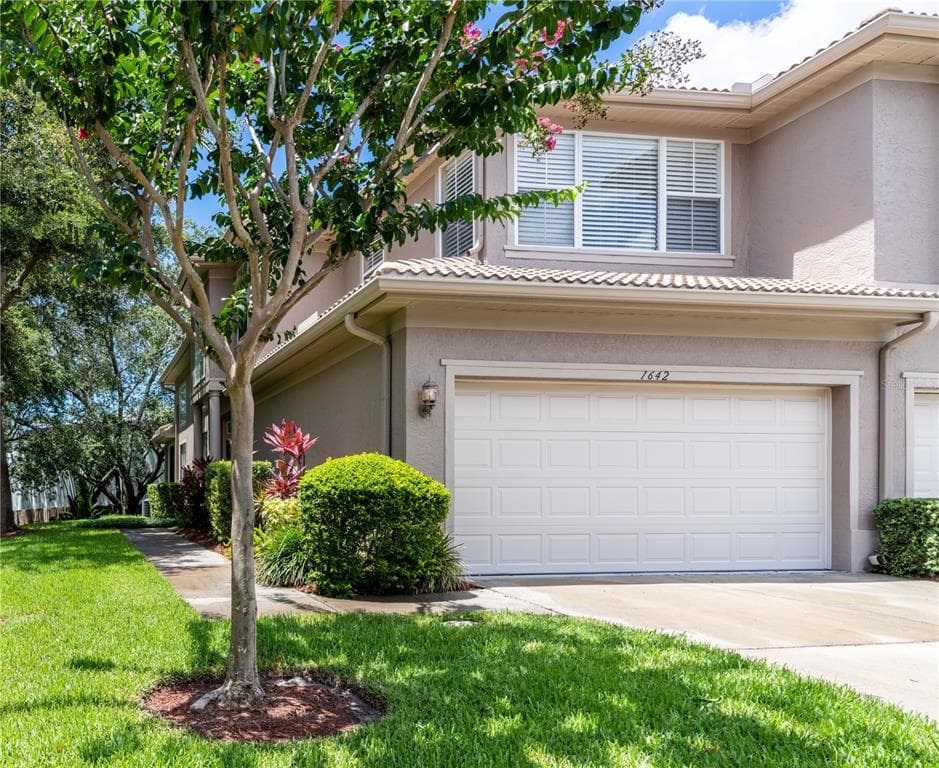 1642 FIELDFARE COURT DUNEDIN, FL 34698