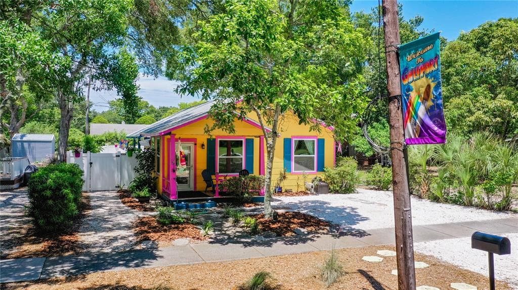 2513 BEACH BOULEVARD S GULFPORT, FL 33707