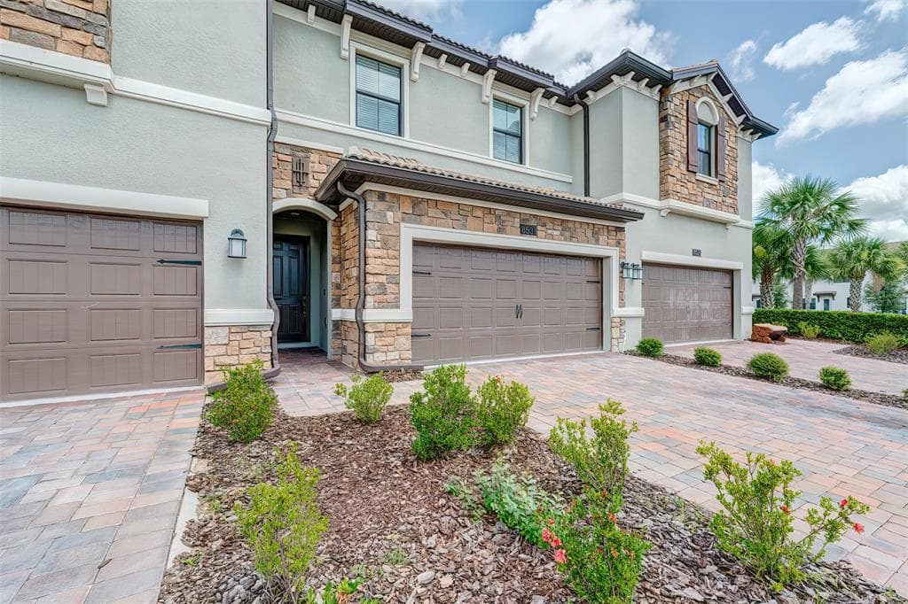 8531 COUPLES STREET CHAMPIONS GATE, FL 33896
