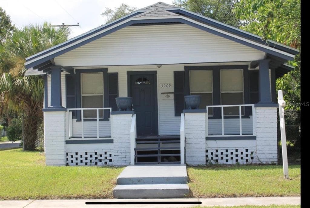 3209 E 26TH AVENUE TAMPA, FL 33605
