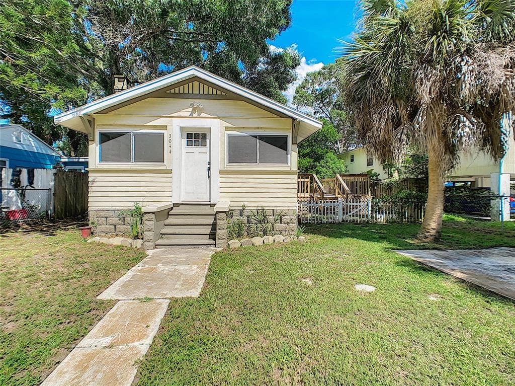3044 50TH STREET S GULFPORT, FL 33707