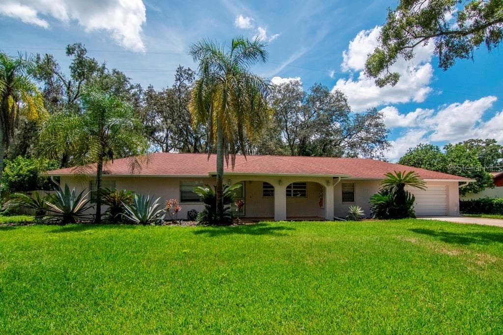503 DUQUE ROAD LUTZ, FL 33549