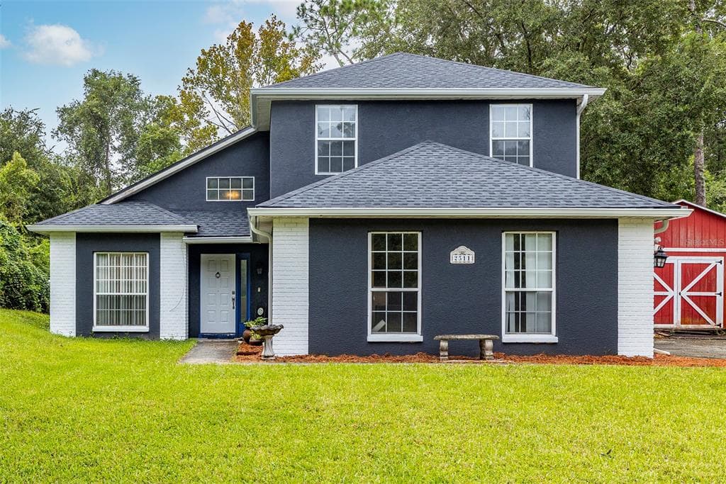2511 VICTARRA CIRCLE LUTZ, FL 33559