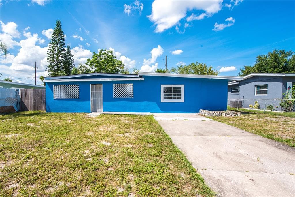 5027 KEITH PLACE ORLANDO, FL 32808