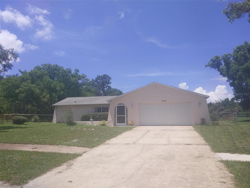 8701 WABASH LANE PORT RICHEY, FL 34668