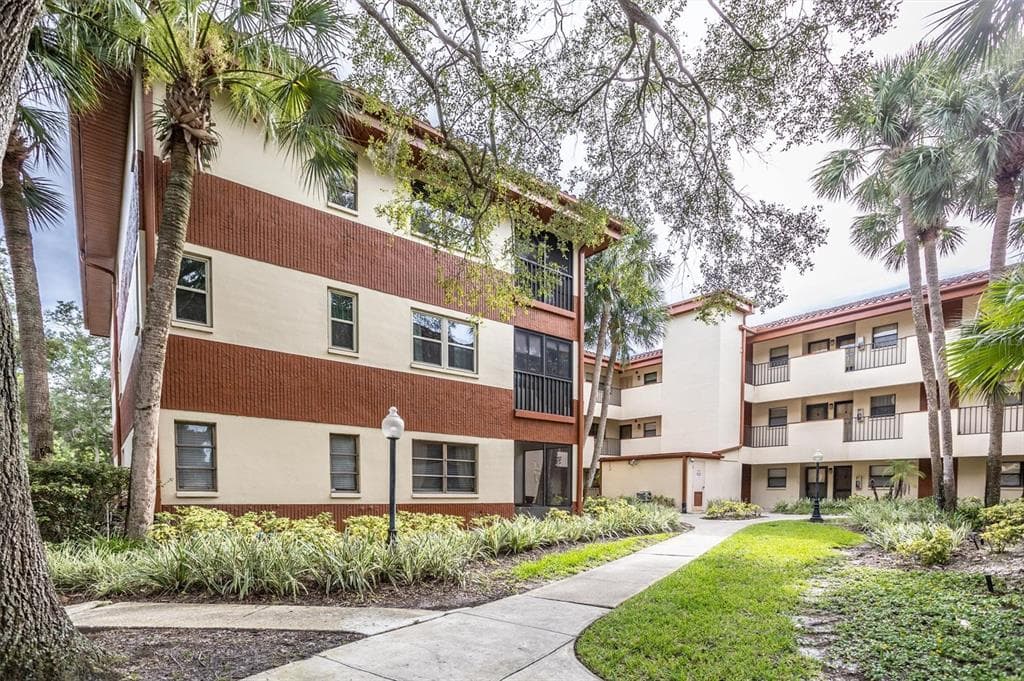 2650 COUNTRYSIDE BOULEVARD UNIT F301 CLEARWATER, FL 33761