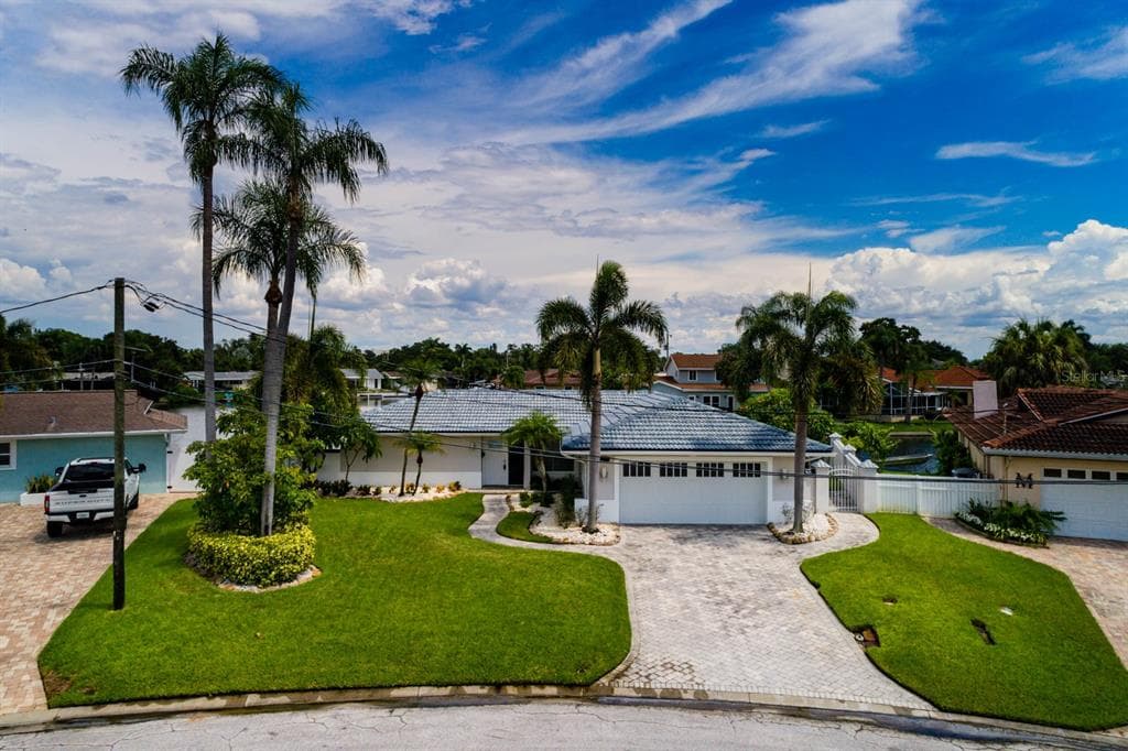 4335 13TH LANE NE ST PETERSBURG, FL 33703