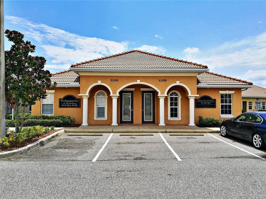 1136-1138 NIKKI VIEW DRIVE