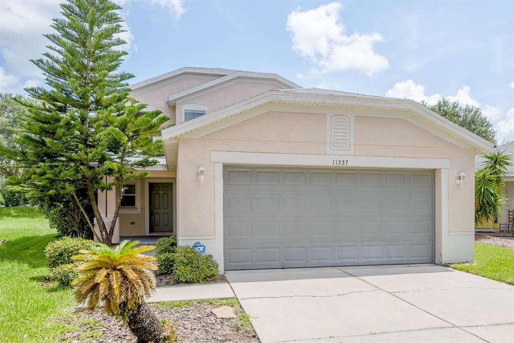 11557 CRESTLAKE VILLAGE DRIVE RIVERVIEW, FL 33569