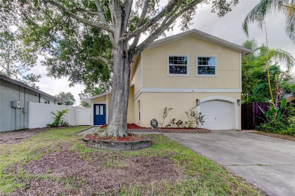 5108 CRESTMORE COURT TAMPA, FL 33624