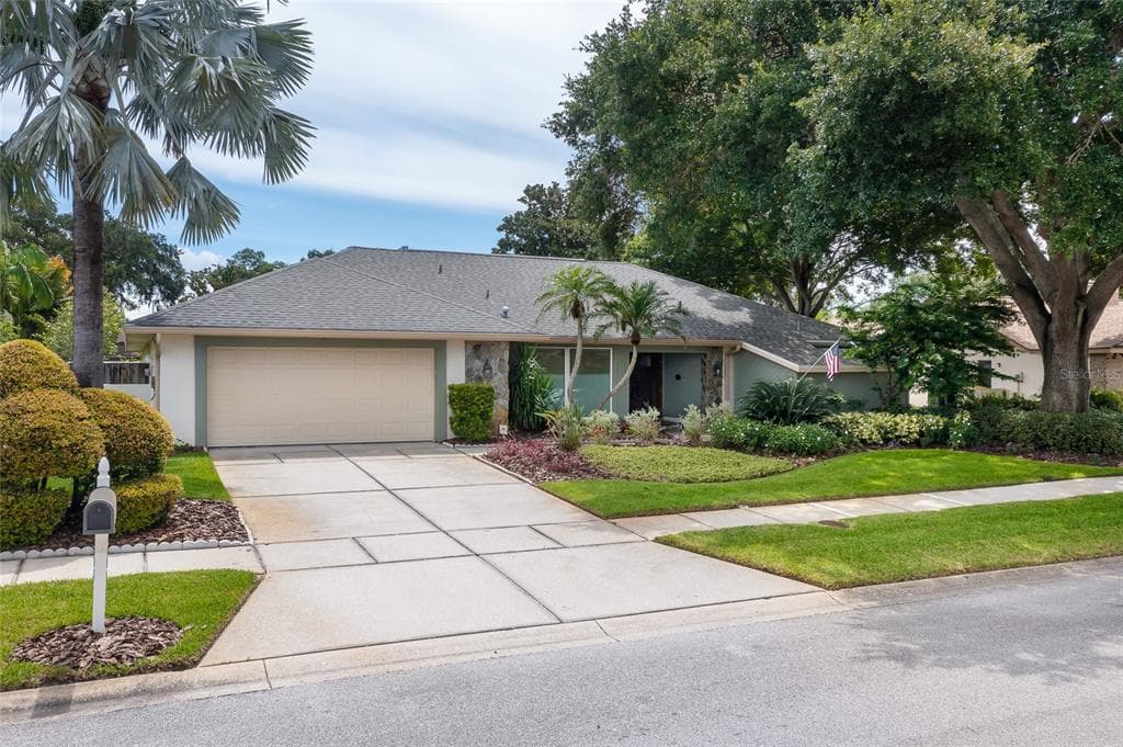 1675 COACHMAKERS LANE CLEARWATER, FL 33765