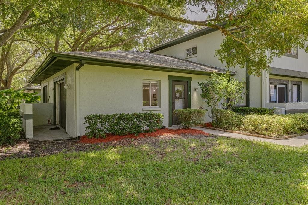 2924 LICHEN LANE UNIT A CLEARWATER, FL 33760