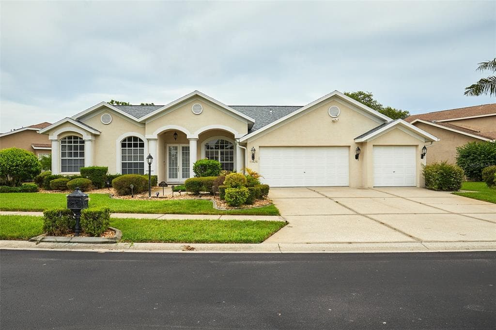 11426 TEE TIME CIRCLE NEW PORT RICHEY, FL 34654