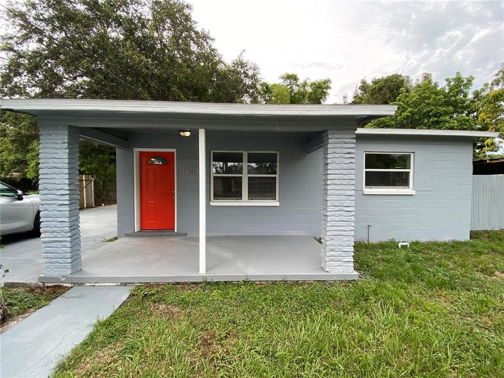3603 W PAXTON AVENUE TAMPA, FL 33611