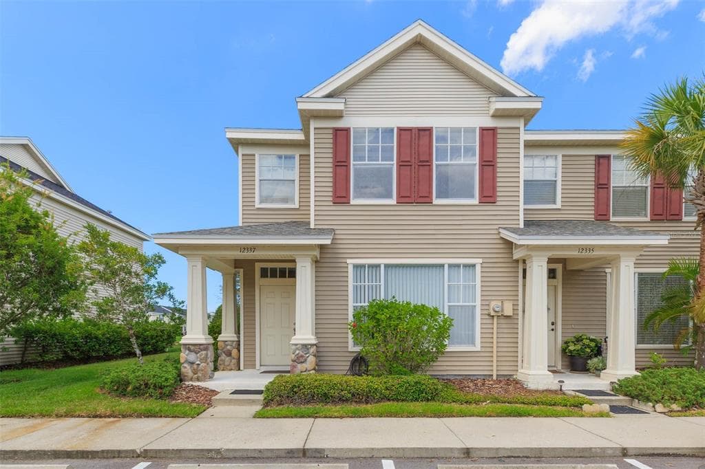 12337 COUNTRY WHITE CIRCLE TAMPA, FL 33635