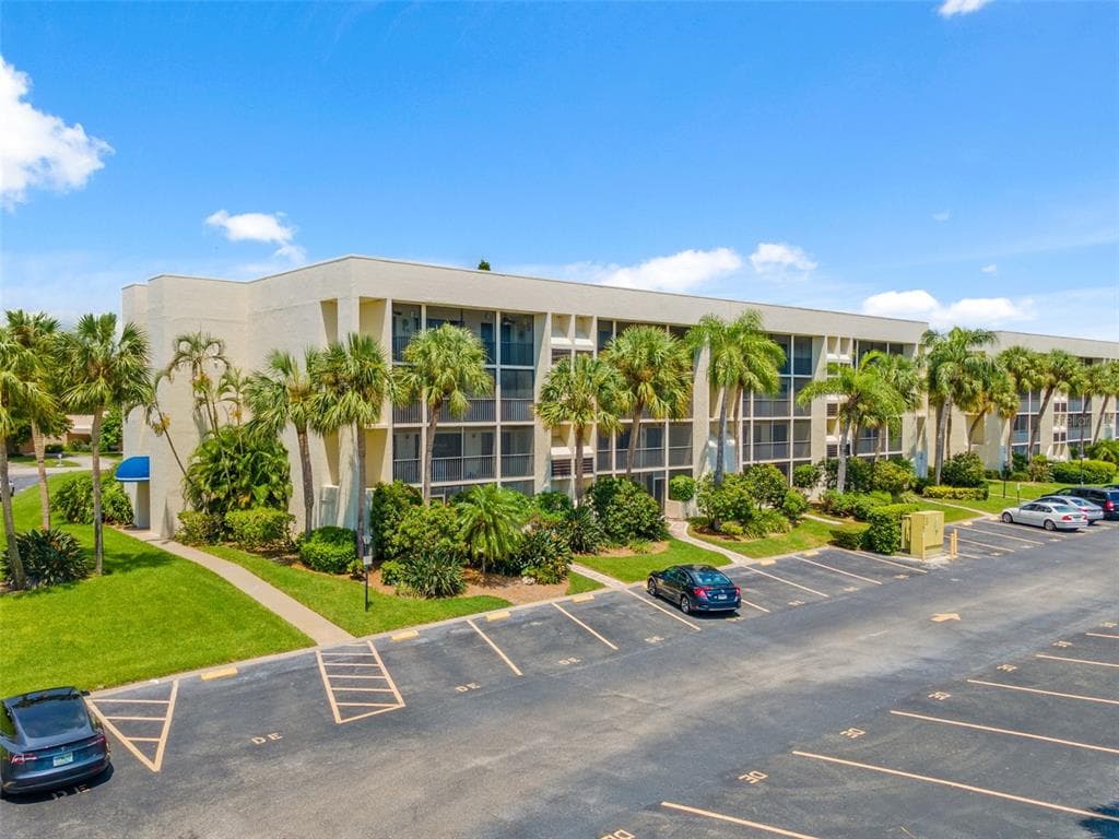 6116 43RD STREET W UNIT 201D BRADENTON, FL 34210