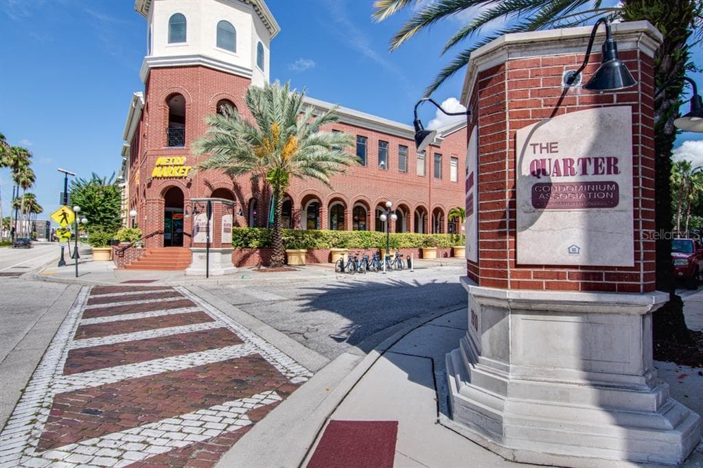 2010 E PALM AVENUE UNIT 14321 TAMPA, FL 33605