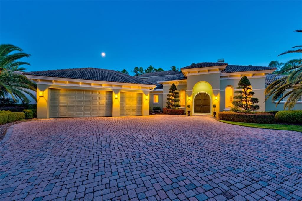 2607 HAWKS LANDING BOULEVARD PALM HARBOR, FL 34685