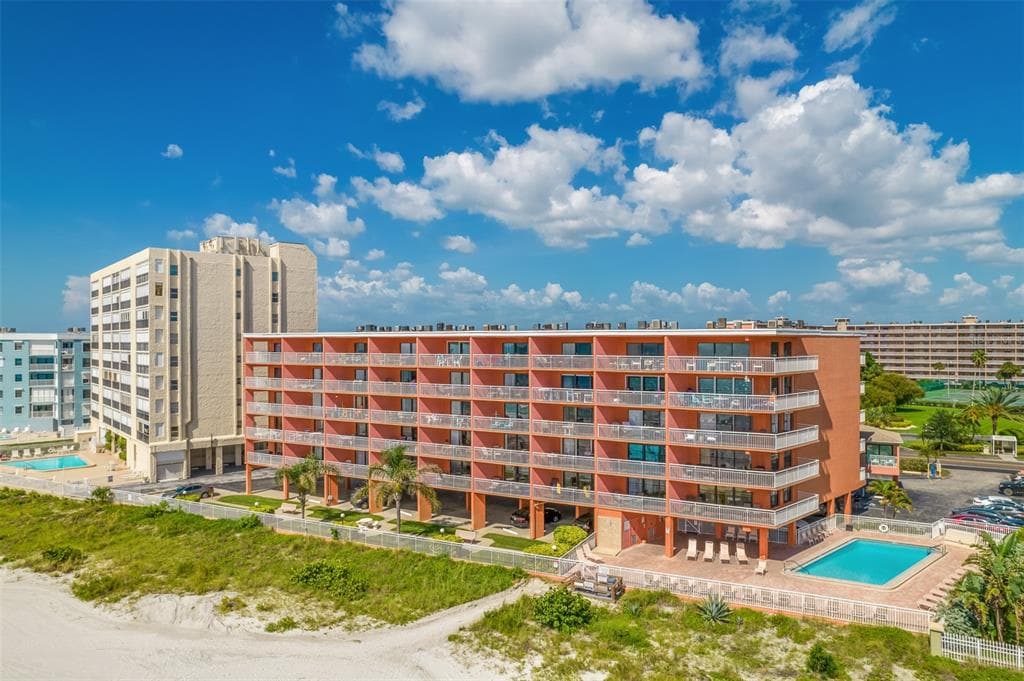 19440 GULF BOULEVARD UNIT 209 INDIAN SHORES, FL 33785