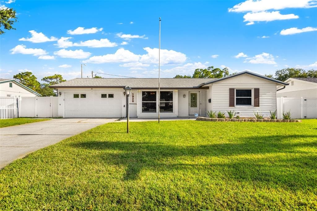 1920 63RD AVENUE N ST PETERSBURG, FL 33702