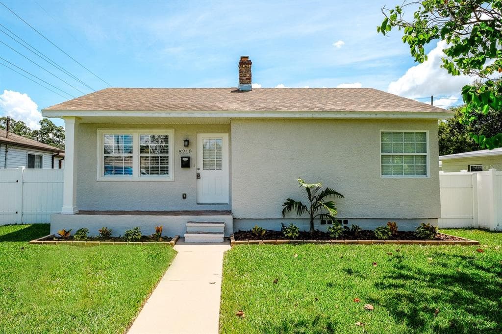 5210 4TH AVENUE N ST PETERSBURG, FL 33710