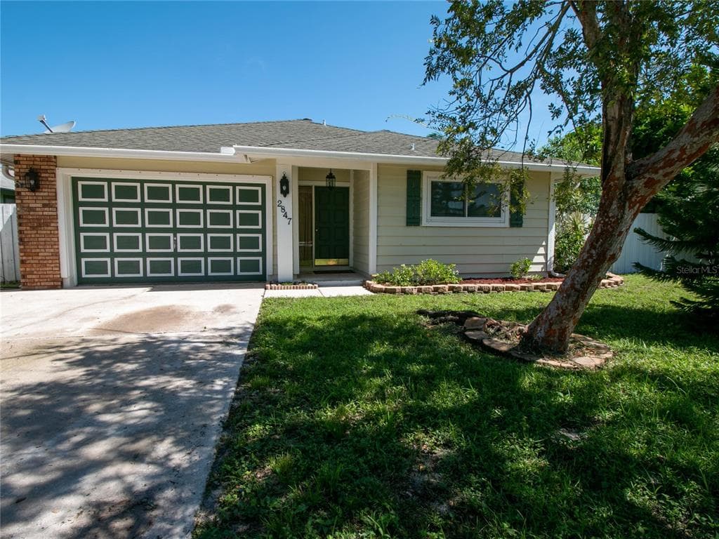 2847 WHISPERING DRIVE S LARGO, FL 33771