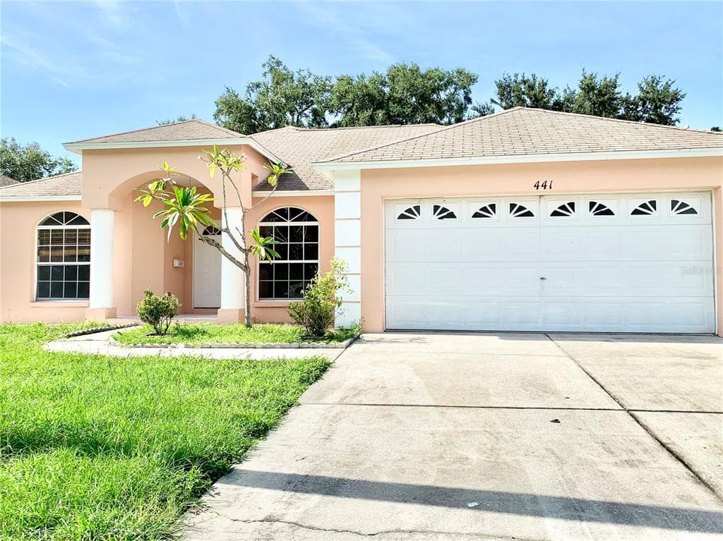 441 NORTHMOOR AVENUE N ST PETERSBURG, FL 33702