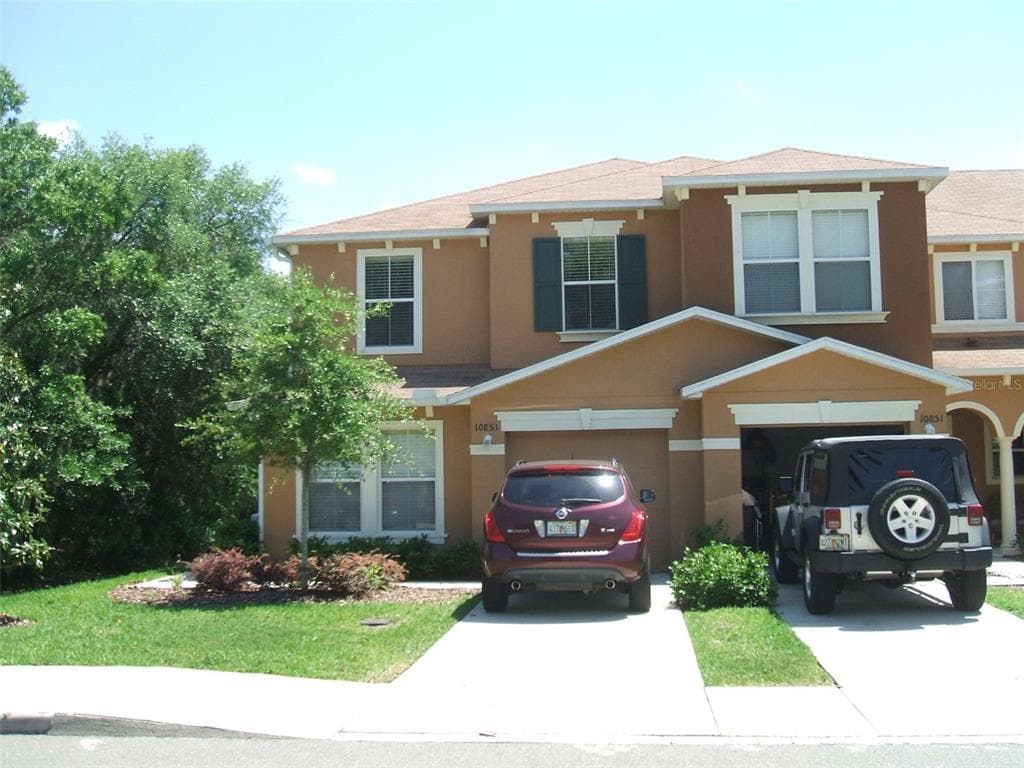 10853 KENSINGTON PARK AVENUE RIVERVIEW, FL 33578
