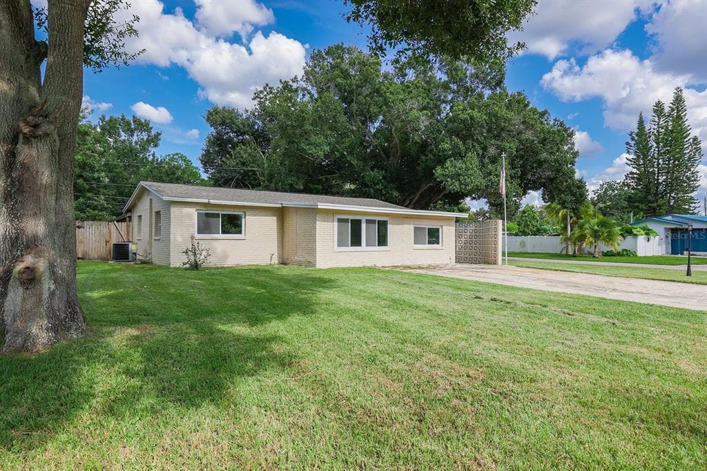 10703 106TH STREET LARGO, FL 33773