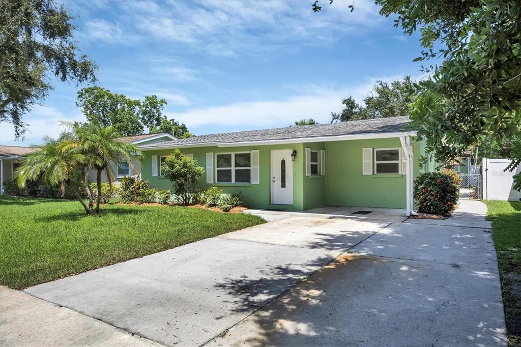 1204 26TH AVENUE W PALMETTO, FL 34221