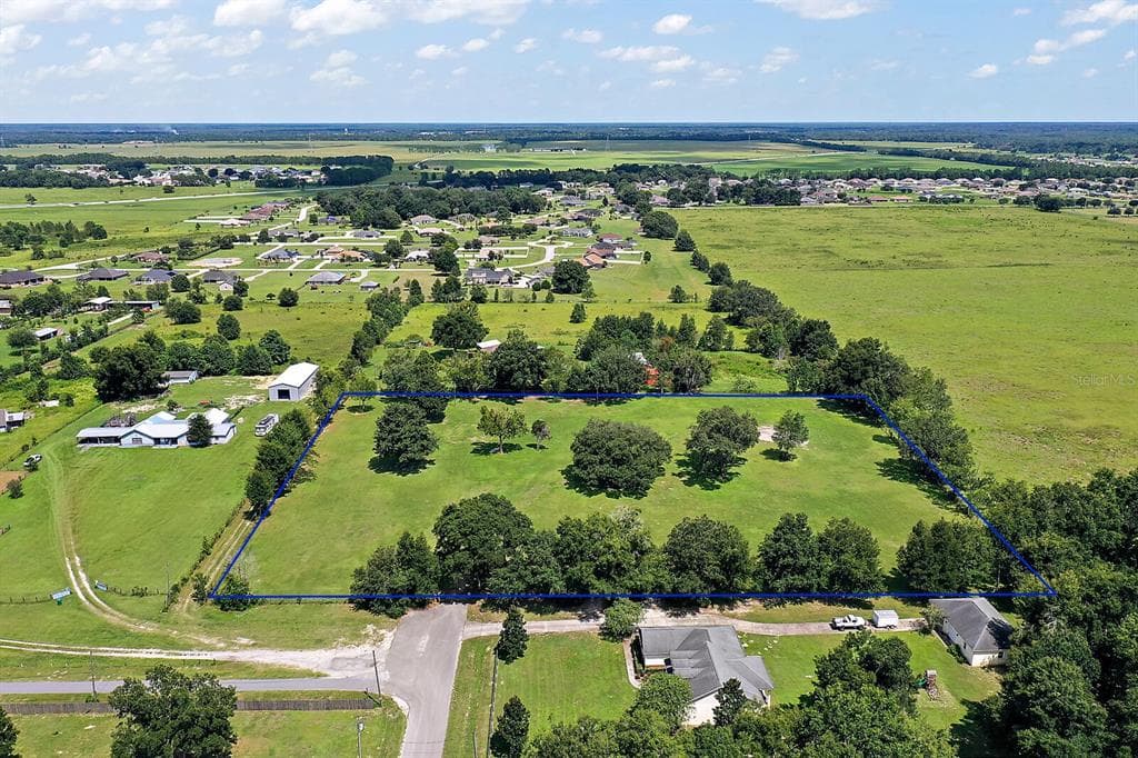 6097 SE 99TH PLACE BELLEVIEW, FL 34420