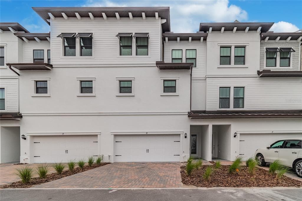 5351 BRIDGE STREET UNIT 18
