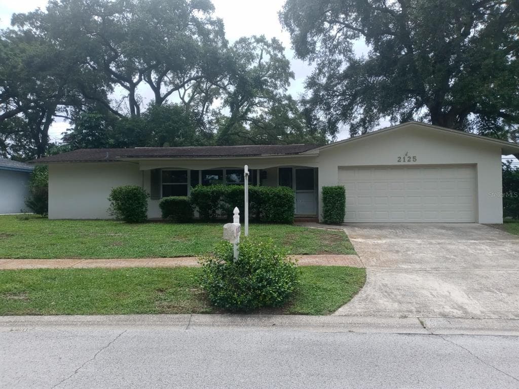 2125 OAK GROVE DRIVE
