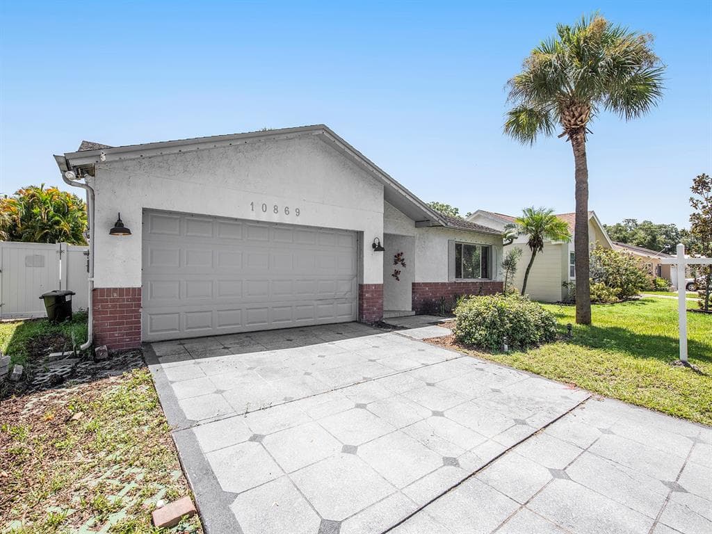 10869 65TH WAY N PINELLAS PARK, FL 33782