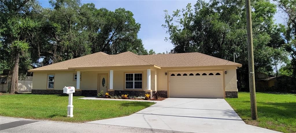1409 E LAURA STREET PLANT CITY, FL 33563