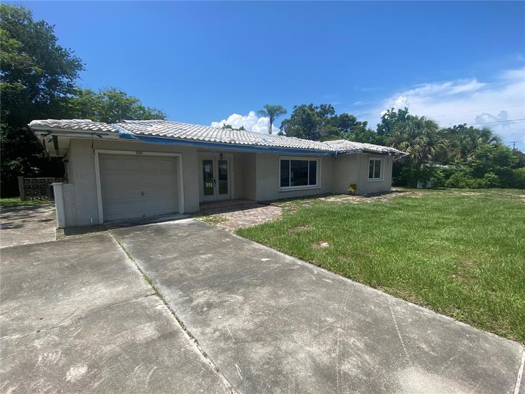 100 PALM DRIVE LARGO, FL 33770