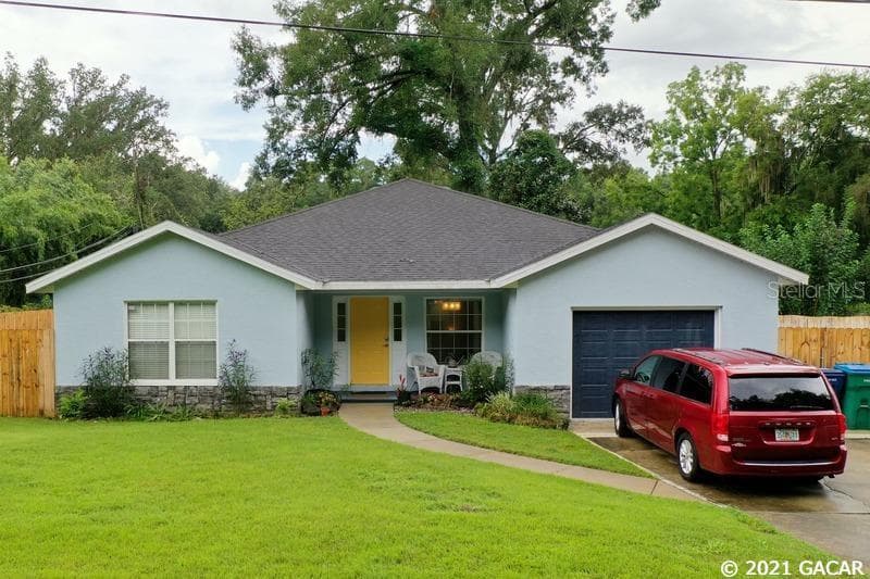 13513 NW 146TH AVENUE Alachua, FL 32615