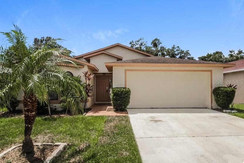 4876 JAMAICA LANE KISSIMMEE, FL 34746