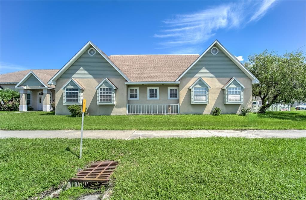 504 E BAKER STREET PLANT CITY, FL 33563