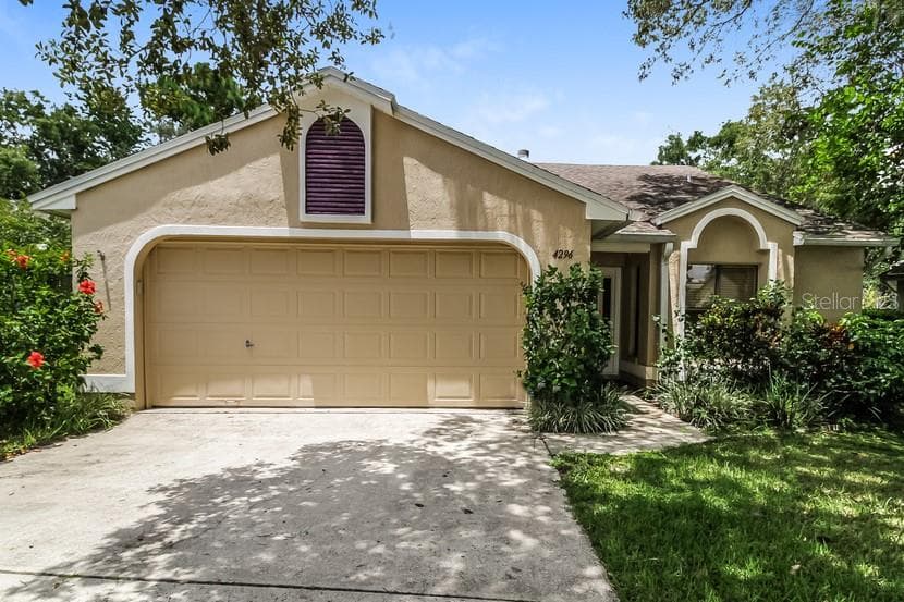 4296 FOX HOLLOW CIRCLE CASSELBERRY, FL 32707